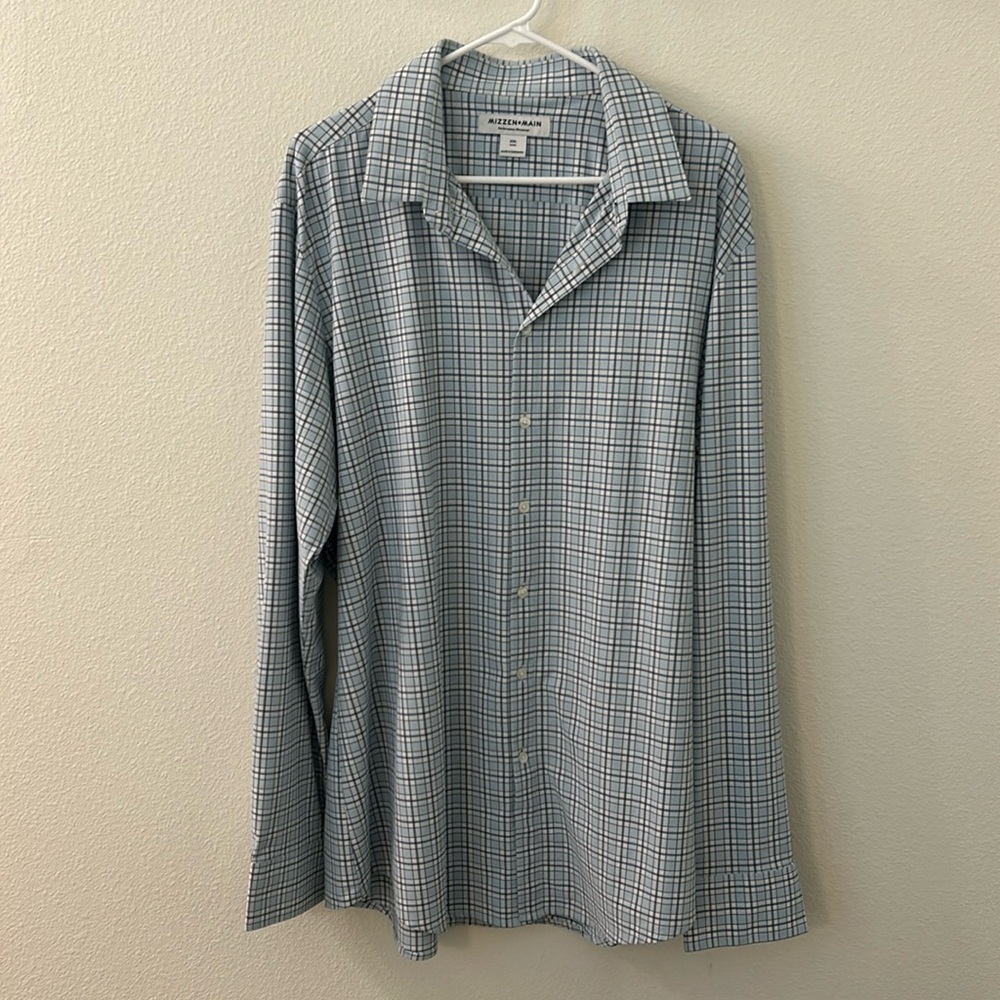 Mizzen + Main Performance Menswear Trim Button Down